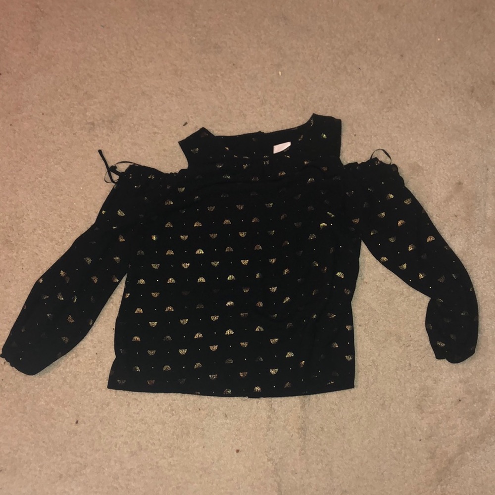 Black and gold top